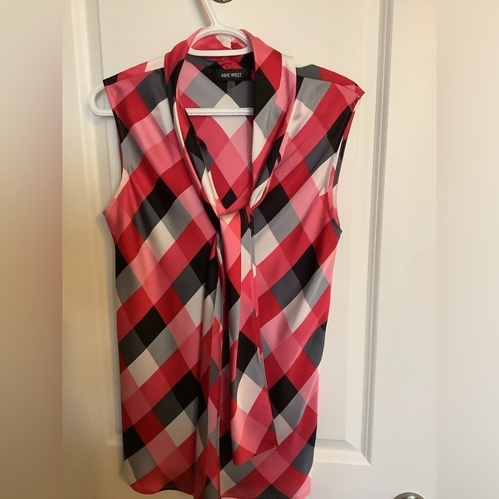 Nine West Women’s Plaid Tie Blouse Size XL